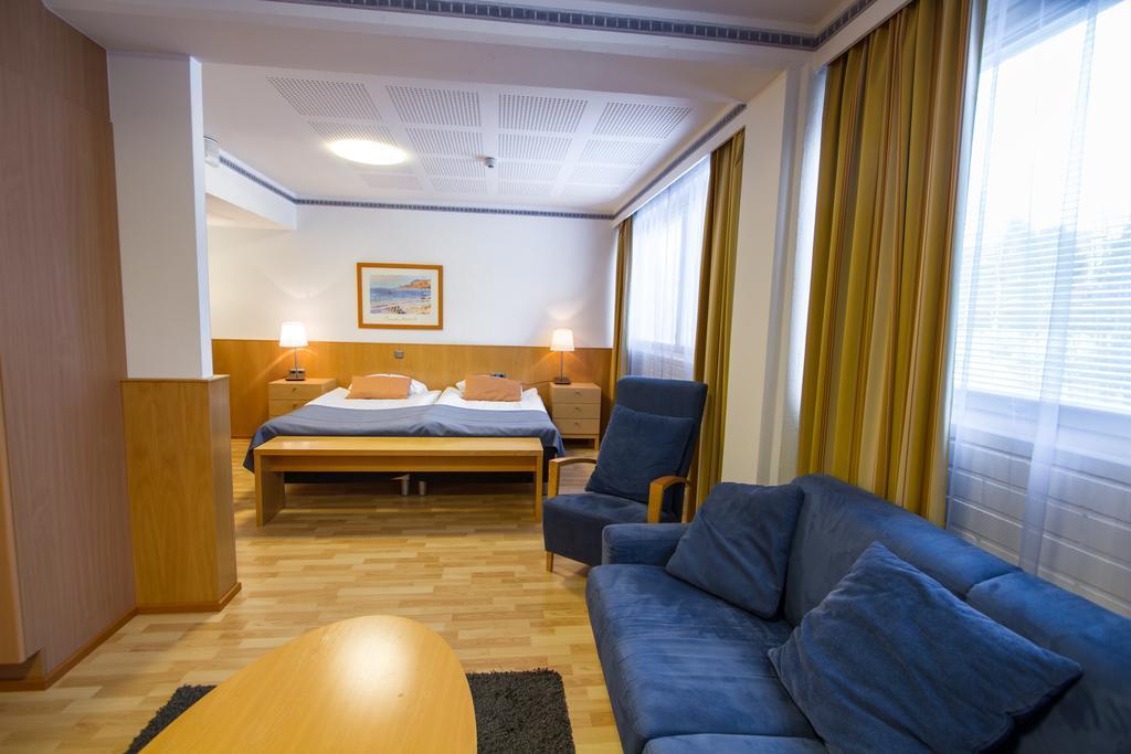 Economy Hotel Savonia Kuopio Exterior foto