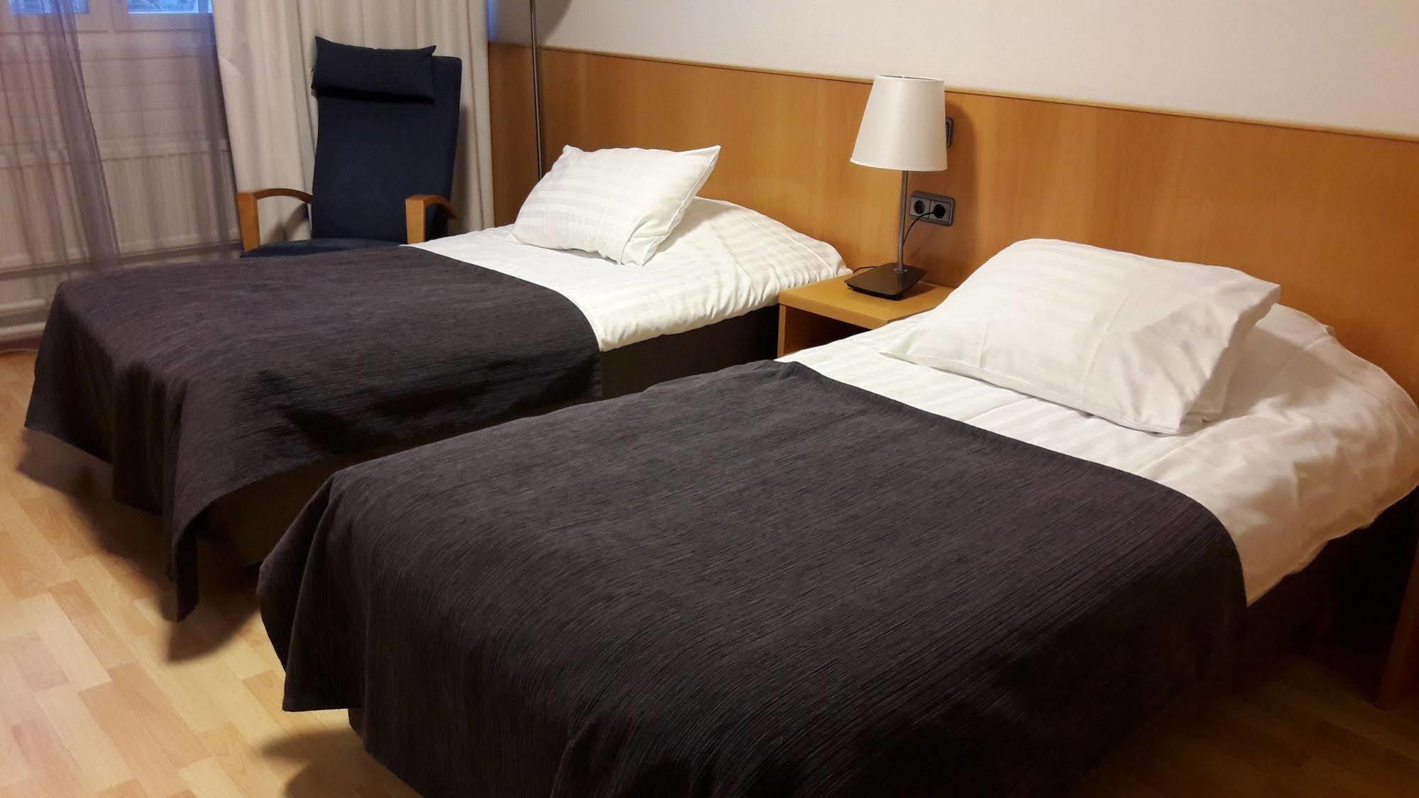 Economy Hotel Savonia Kuopio Exterior foto